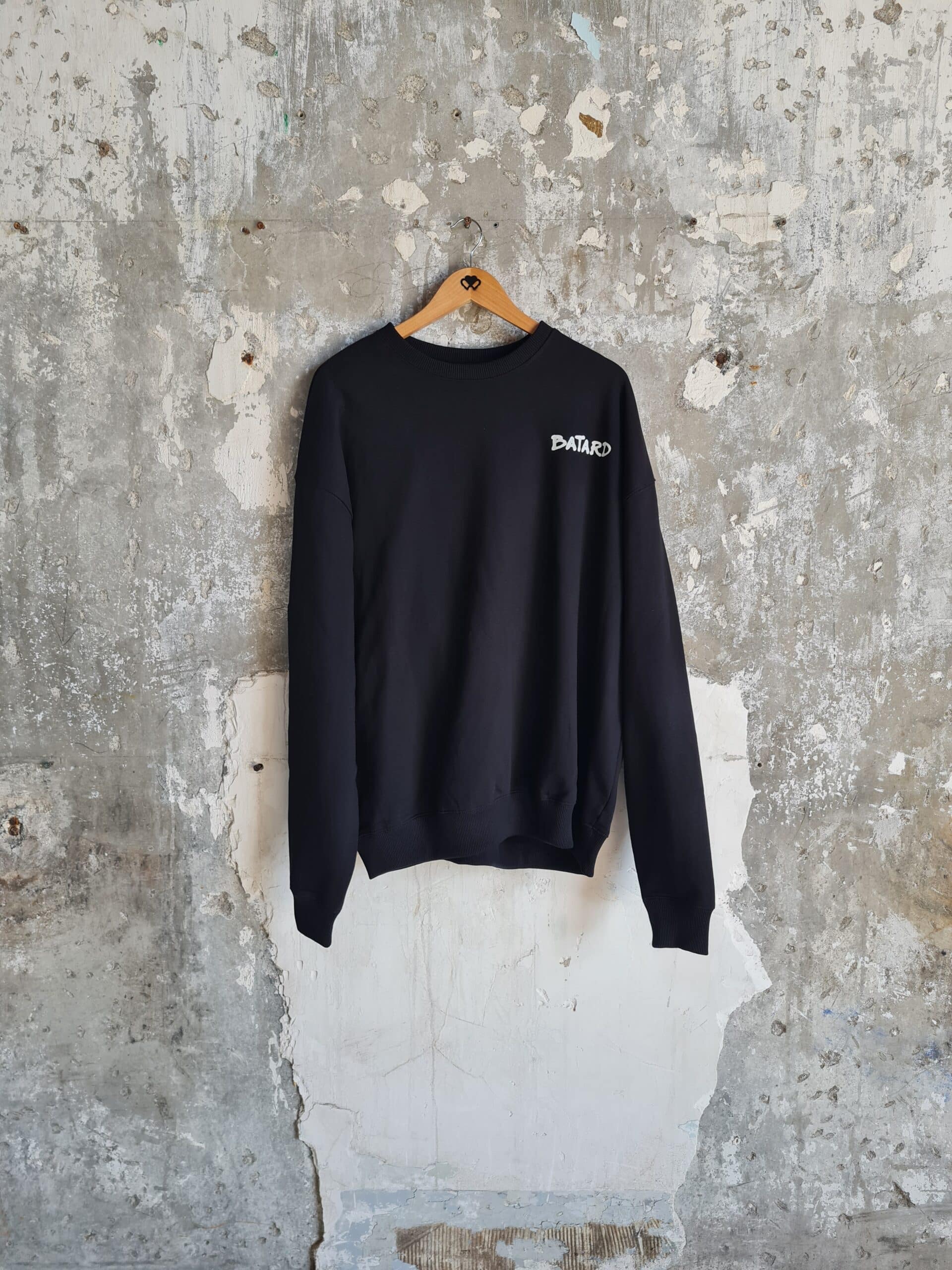 Sweat oversize noir imprimé en coton bio batard clothes